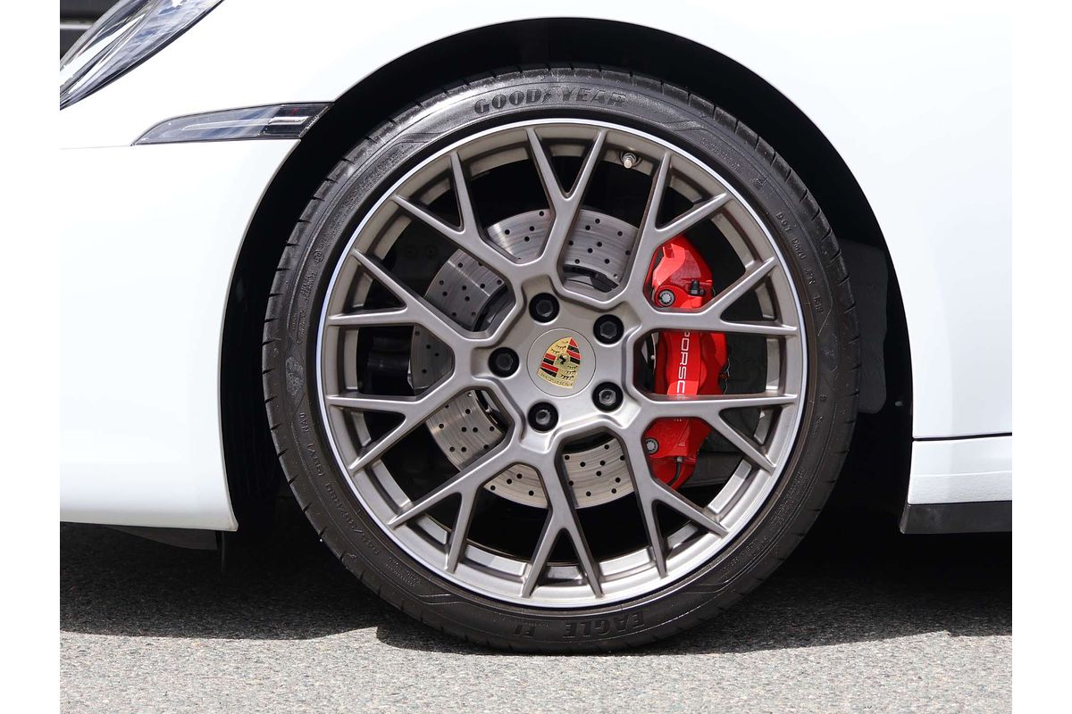 2019 Porsche 911 Carrera S 992