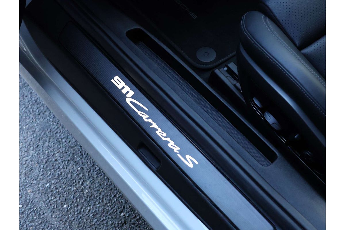 2019 Porsche 911 Carrera S 992