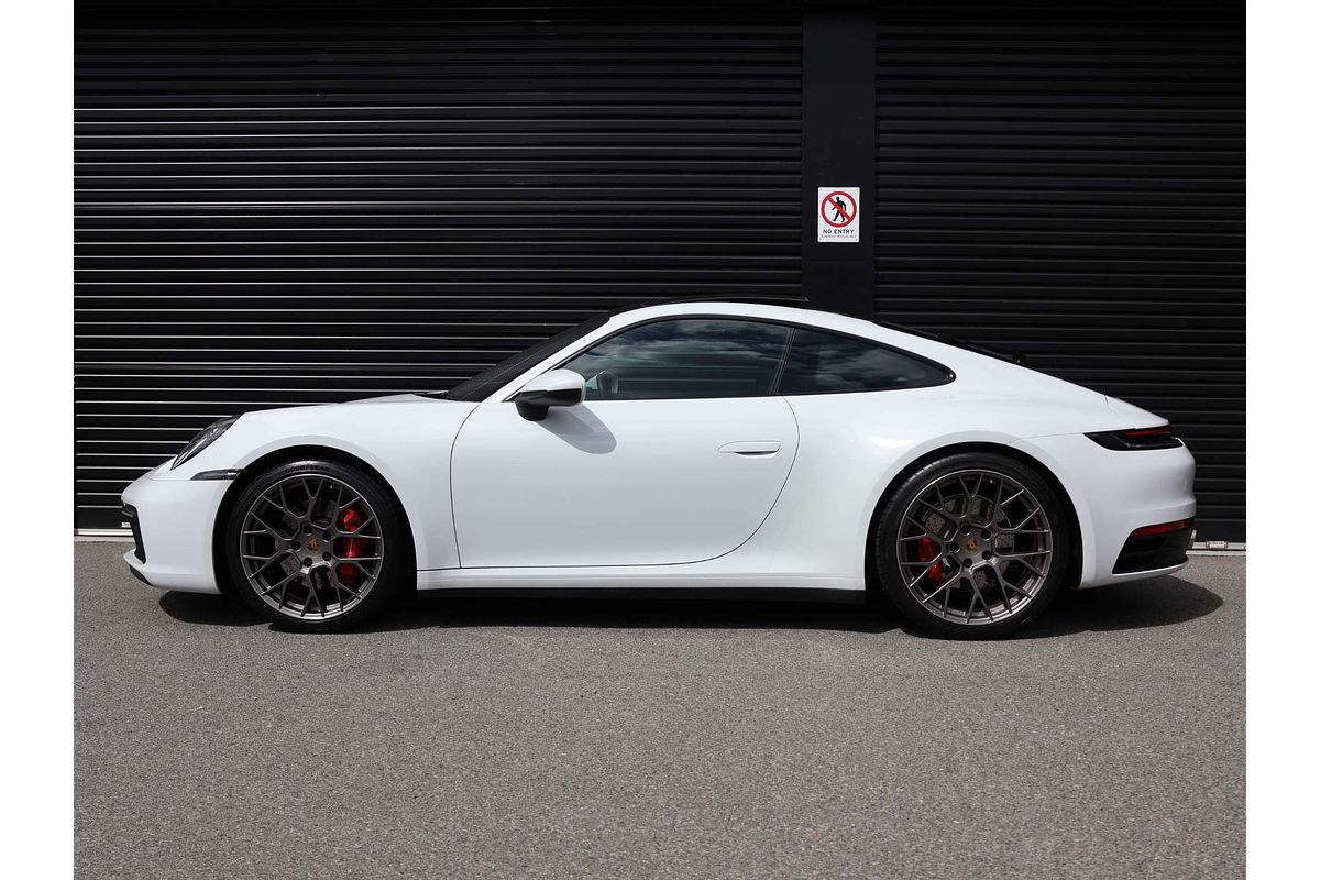 2019 Porsche 911 Carrera S 992