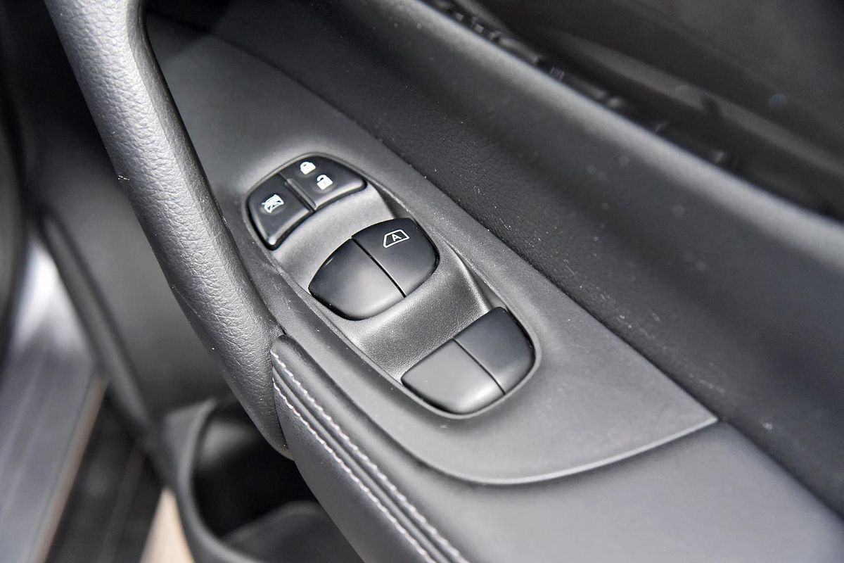 2021 Nissan X-TRAIL ST T32