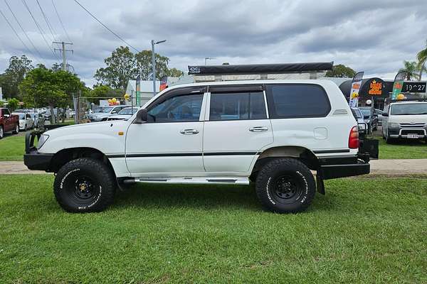 1999 Toyota Landcruiser Standard HZJ105R