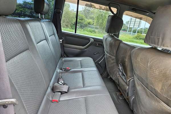1999 Toyota Landcruiser Standard HZJ105R