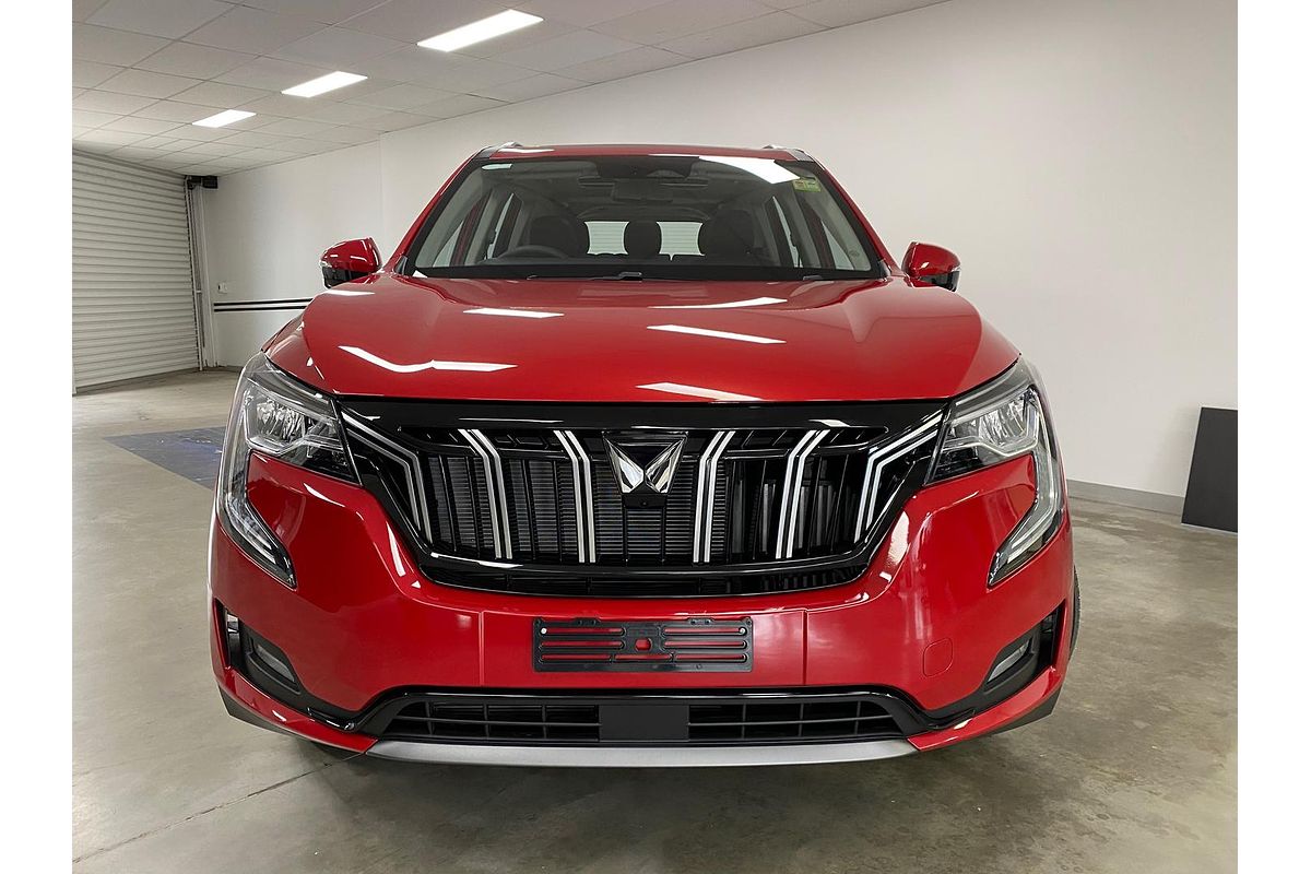 2025 Mahindra XUV700 AX7L