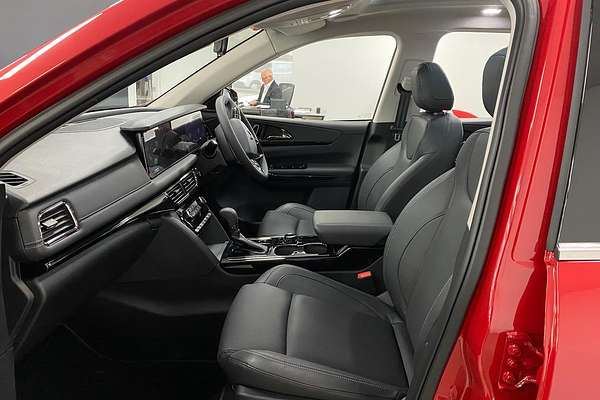 2025 Mahindra XUV700 AX7L