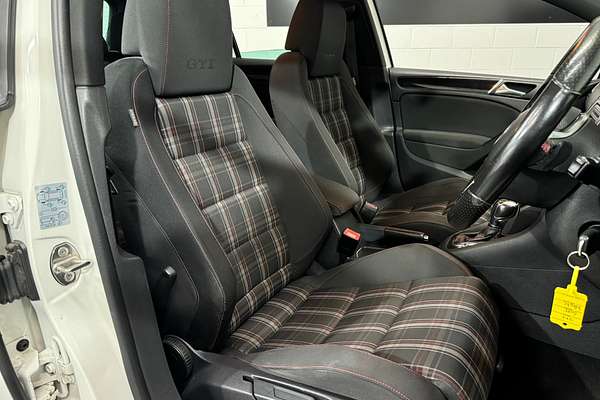 2013 Volkswagen GOLF GTI DSG Auto