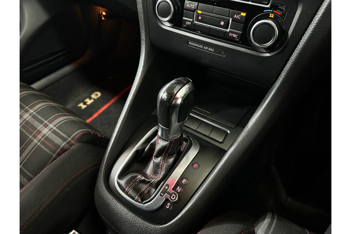 2013 Volkswagen GOLF GTI DSG Auto