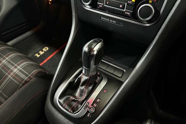 2013 Volkswagen GOLF GTI DSG Auto