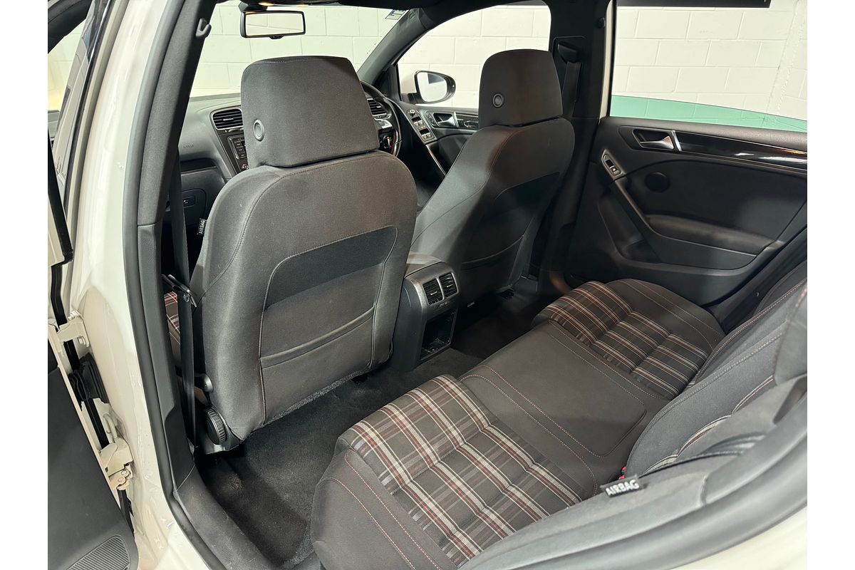 2013 Volkswagen GOLF GTI DSG Auto