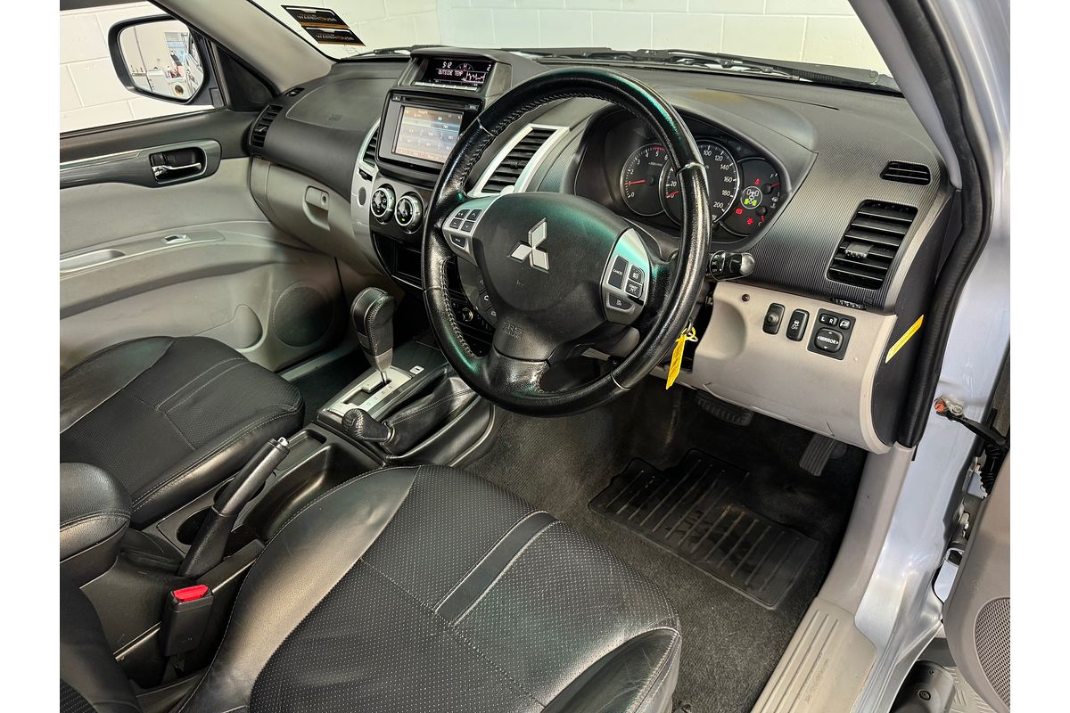 2014 Mitsubishi CHALLENGER EXCEED 2.5L TURBO DIESEL 4WD AUTO