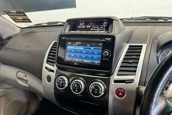 2014 Mitsubishi CHALLENGER EXCEED 2.5L TURBO DIESEL 4WD AUTO