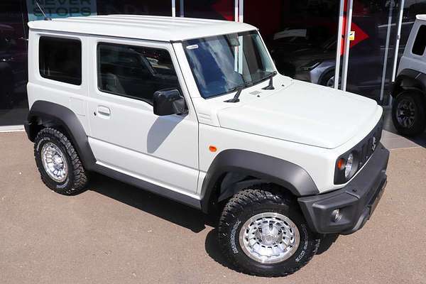 2024 Suzuki Jimny GLX GJ