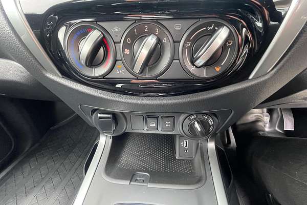 2023 Nissan Navara SL Warrior D23 4X4