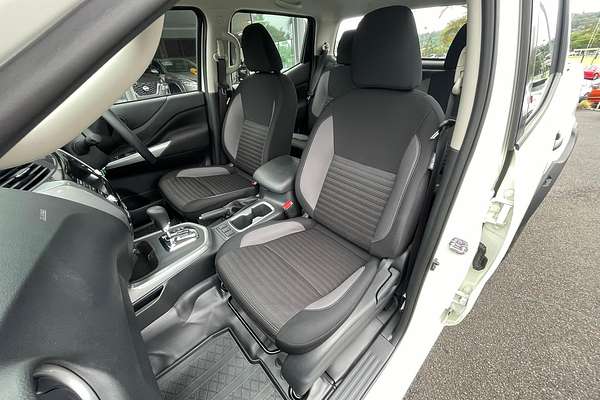 2023 Nissan Navara SL Warrior D23 4X4
