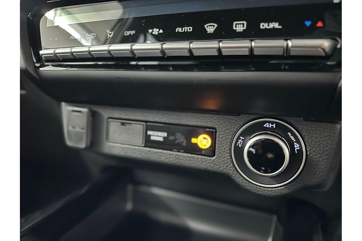 2025 Isuzu D-MAX X-TERRAIN 4X4