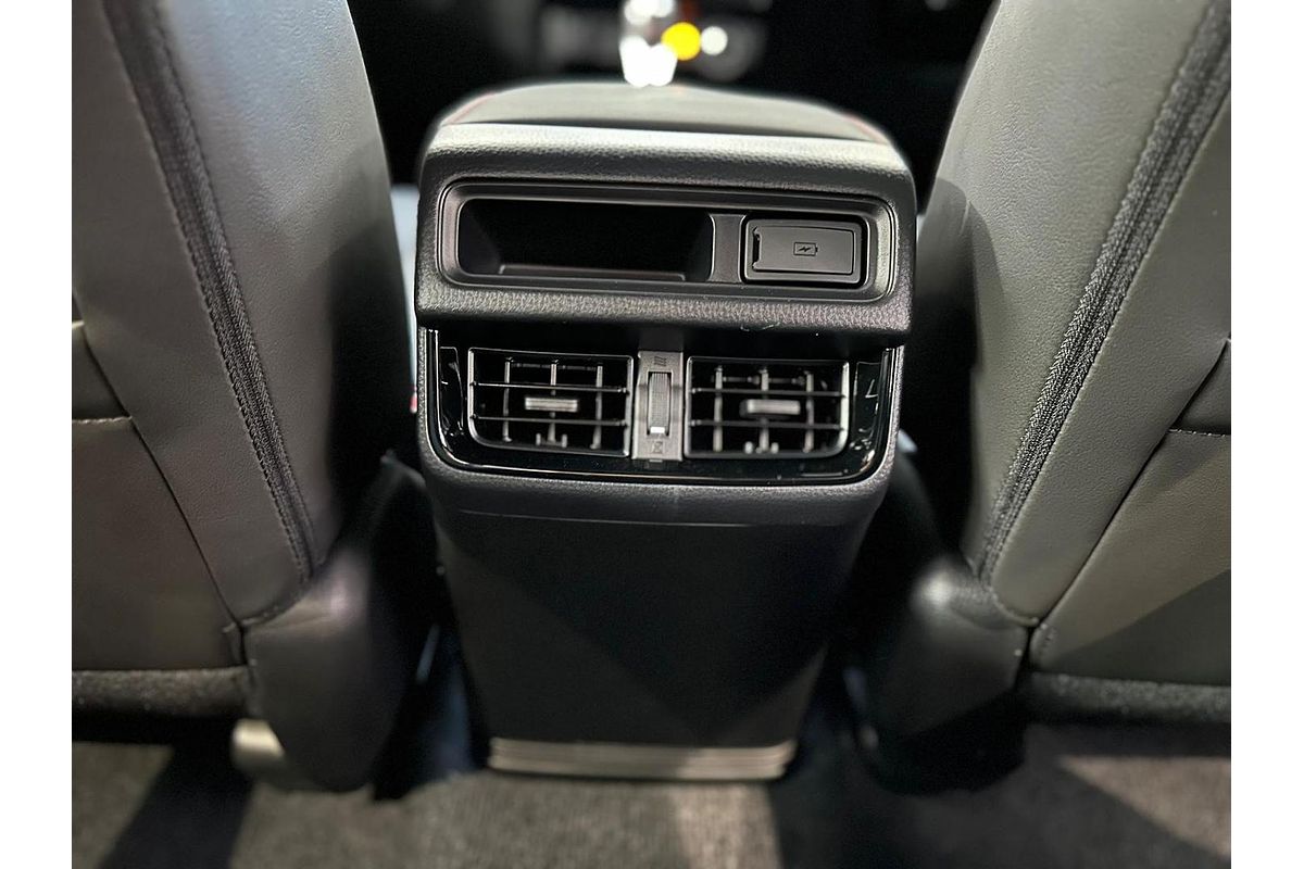 2025 Isuzu D-MAX X-TERRAIN 4X4
