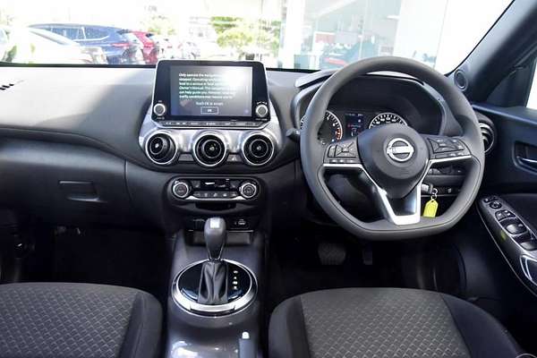 2024 Nissan JUKE ST+ F16