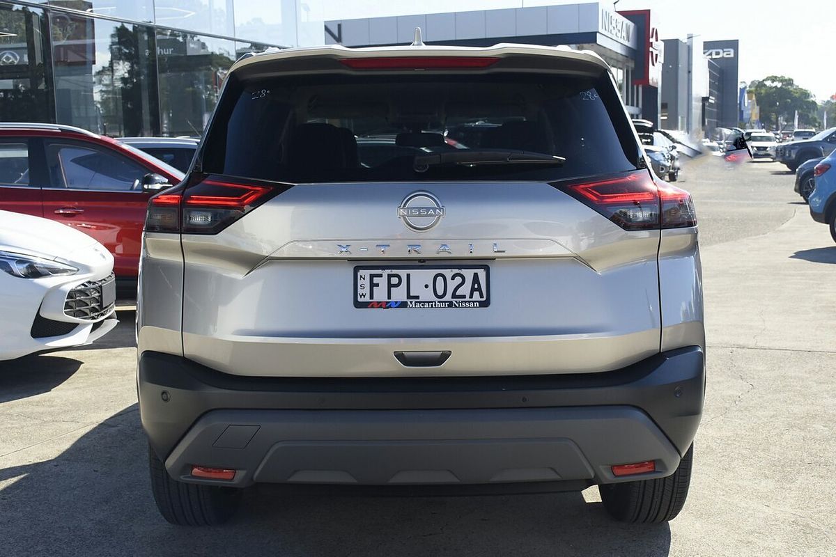 2024 Nissan X-TRAIL ST-L T33