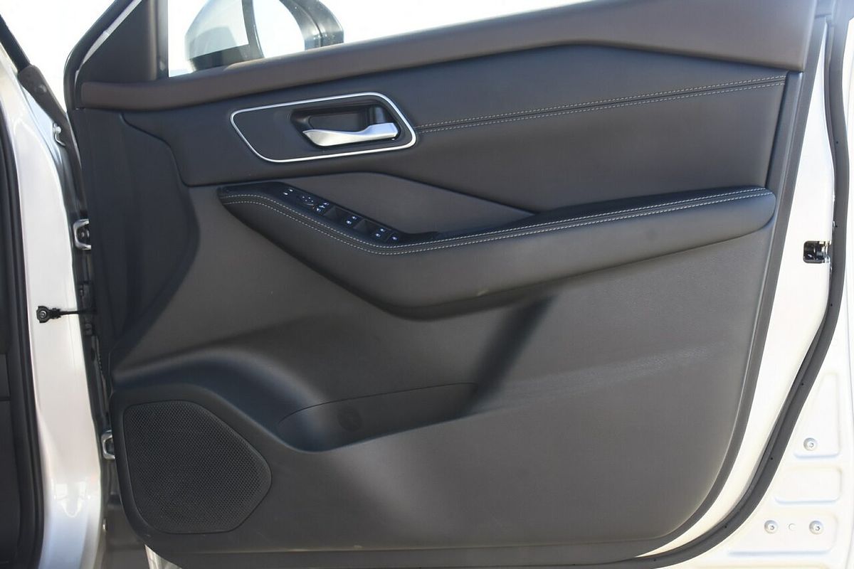 2024 Nissan X-TRAIL ST-L T33