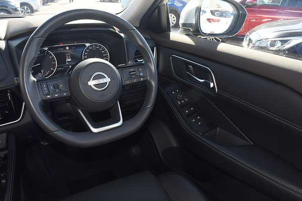 2024 Nissan X-TRAIL ST-L T33