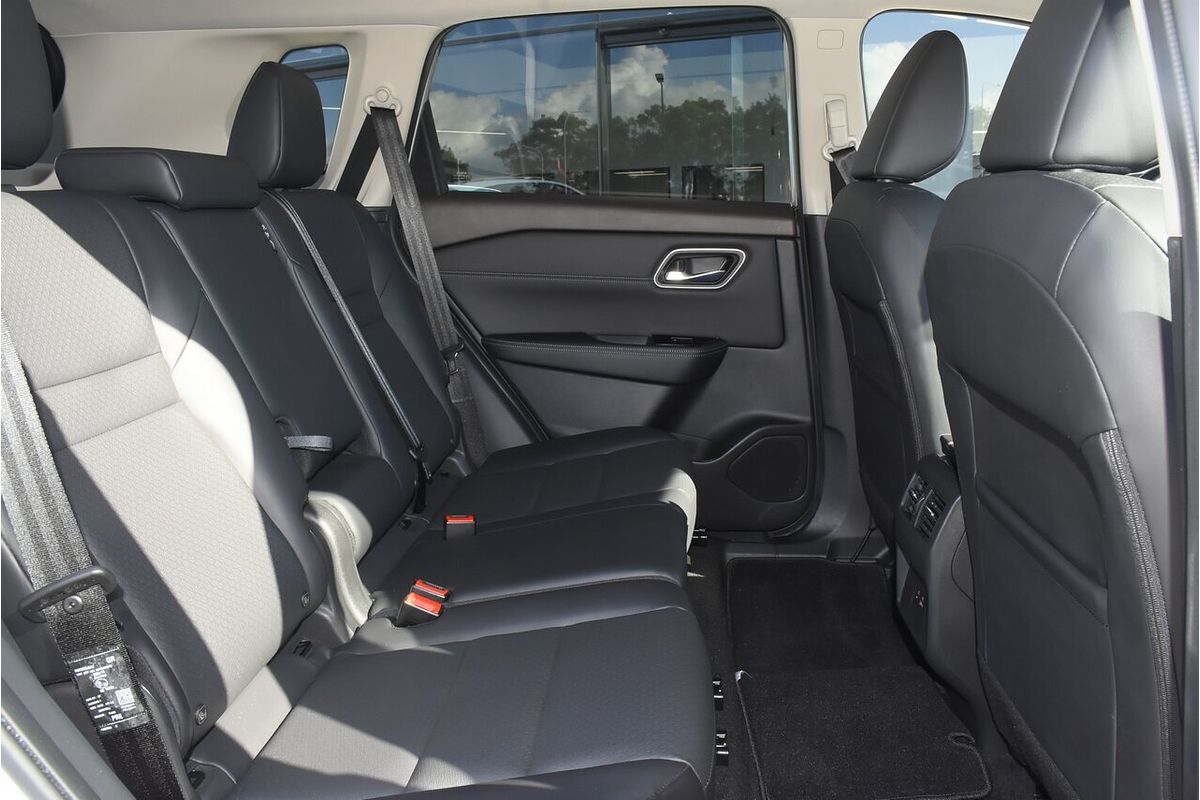 2024 Nissan X-TRAIL ST-L T33