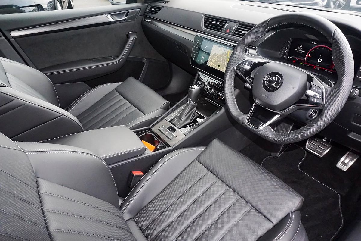 2024 SKODA Superb 206TSI SportLine NP