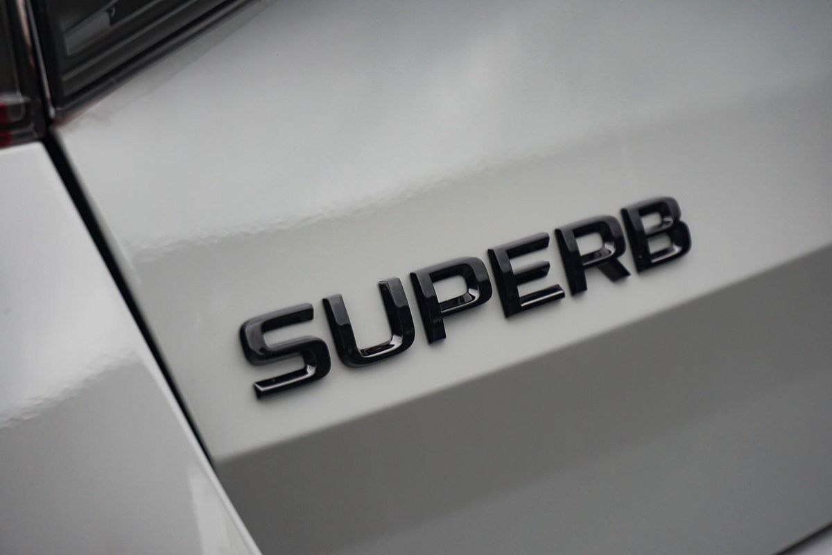 2024 SKODA Superb 206TSI SportLine NP
