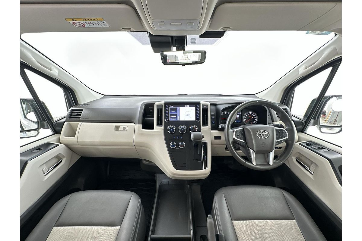 2021 Toyota Hiace Commuter GL GDH322R
