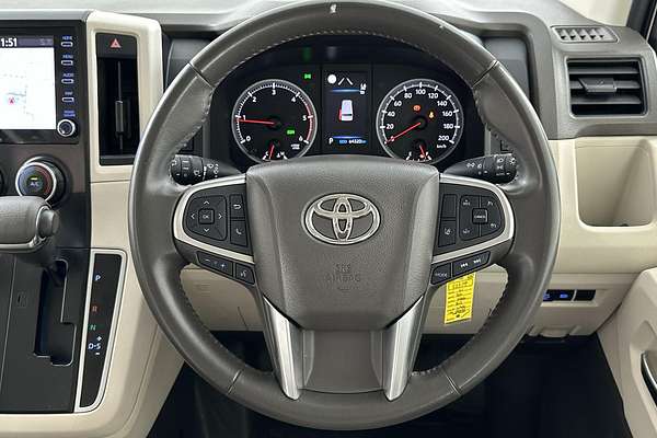 2021 Toyota Hiace Commuter GL GDH322R
