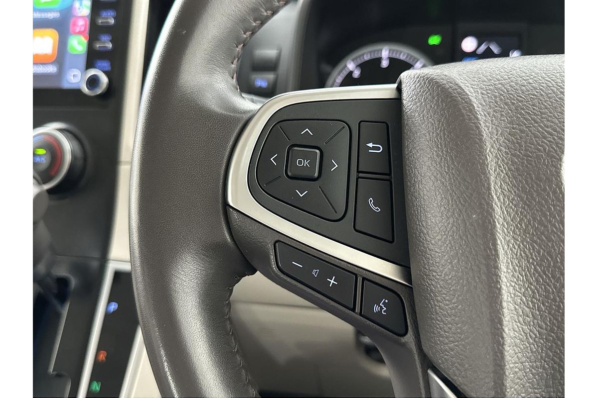 2021 Toyota Hiace Commuter GL GDH322R
