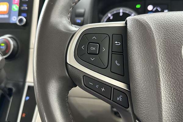 2021 Toyota Hiace Commuter GL GDH322R