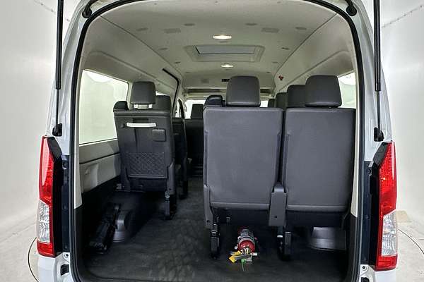 2021 Toyota Hiace Commuter GL GDH322R