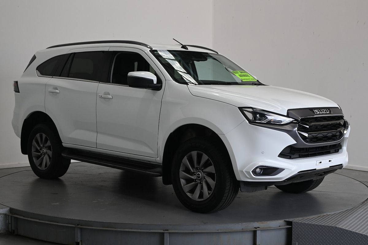 2023 Isuzu MU-X LS-T