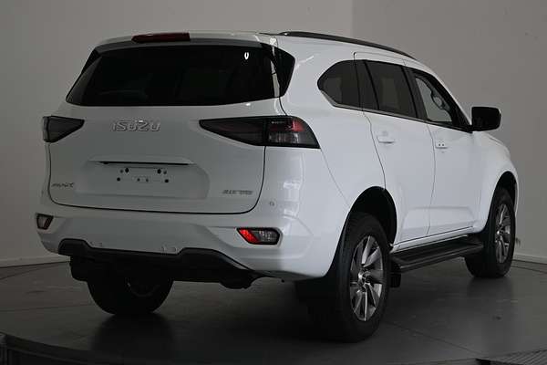 2023 Isuzu MU-X LS-T