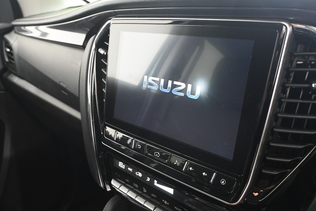 2023 Isuzu MU-X LS-T