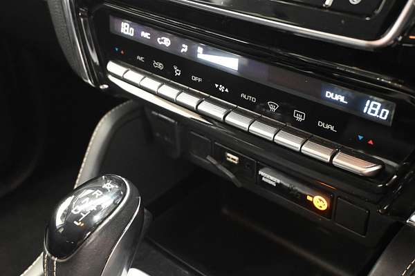 2023 Isuzu MU-X LS-T