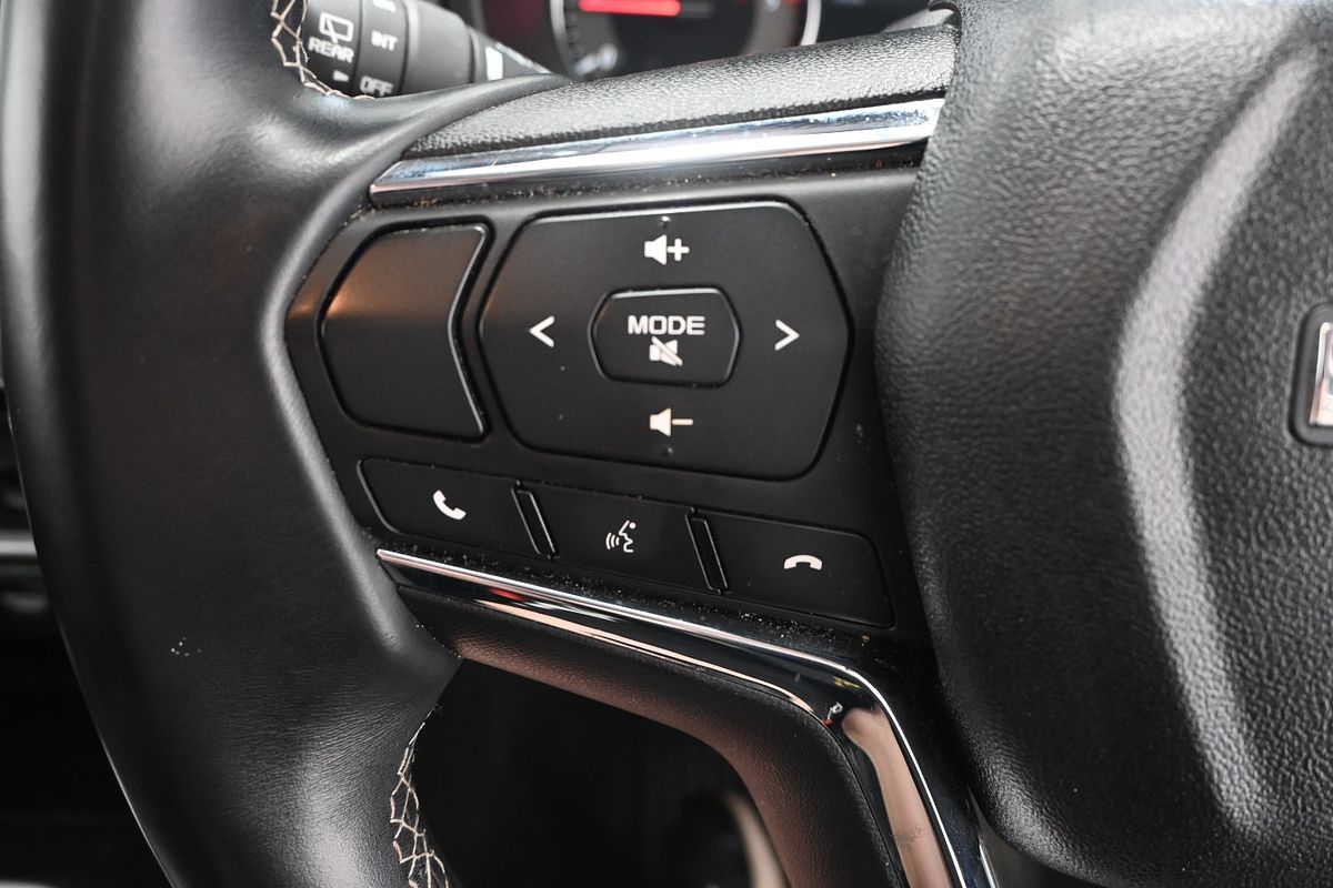 2023 Isuzu MU-X LS-T