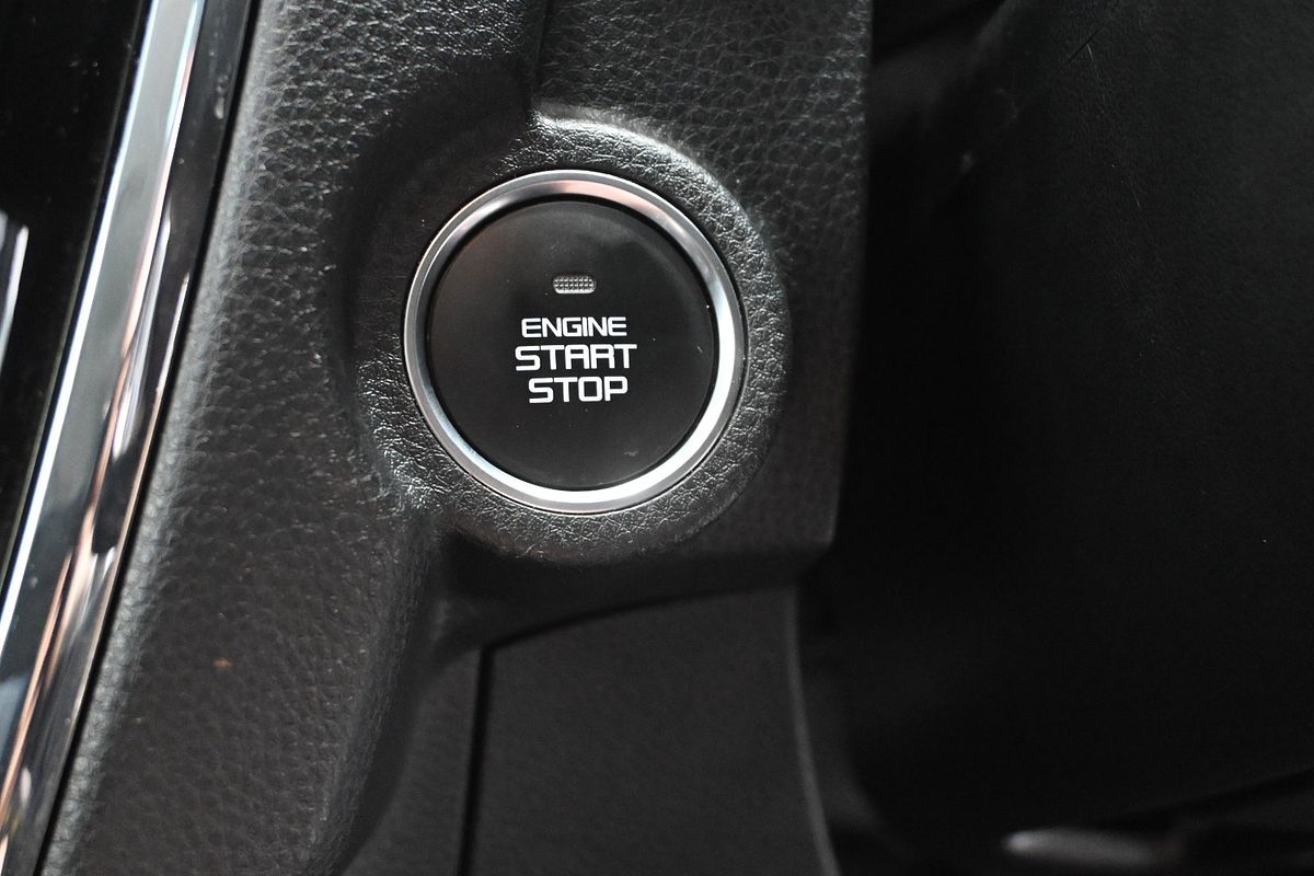 2023 Isuzu MU-X LS-T