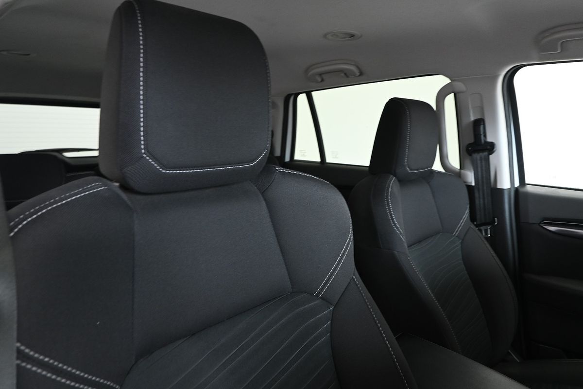 2023 Isuzu MU-X LS-T