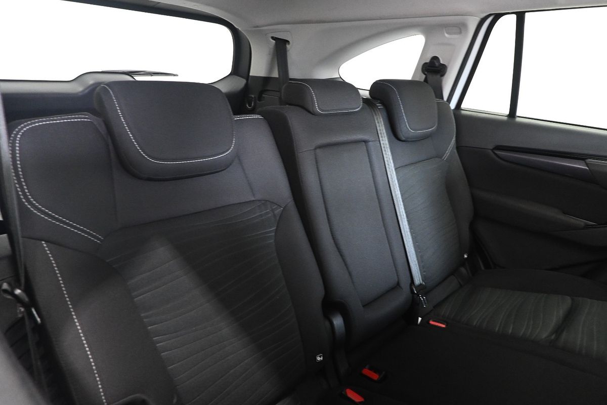 2023 Isuzu MU-X LS-T