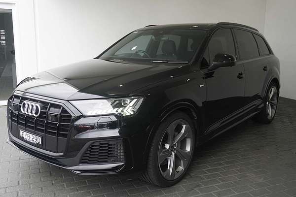 2022 Audi Q7 55 TFSI S line 4M