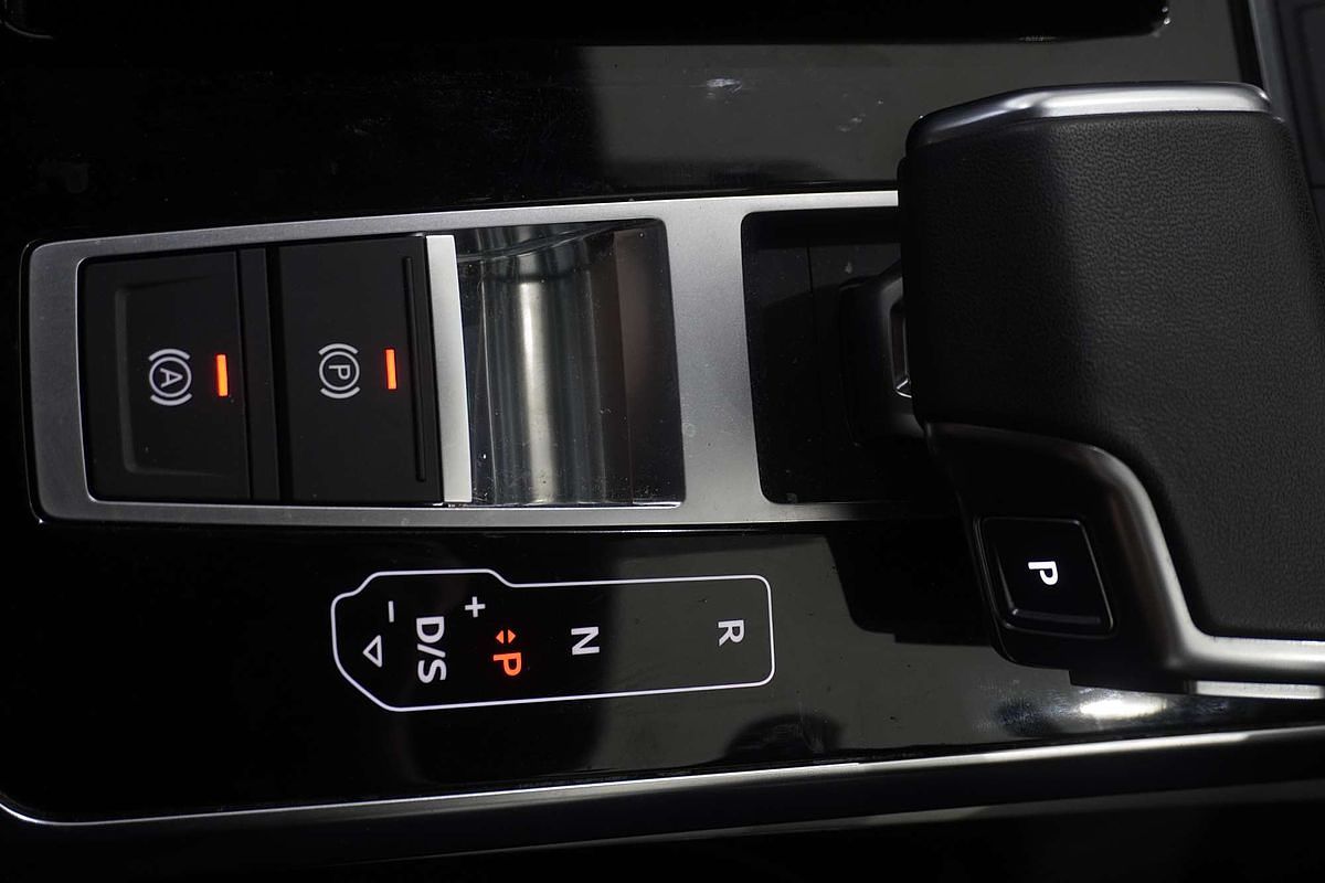 2022 Audi Q7 55 TFSI S line 4M