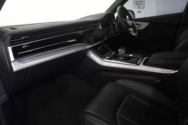 2022 Audi Q7 55 TFSI S line 4M