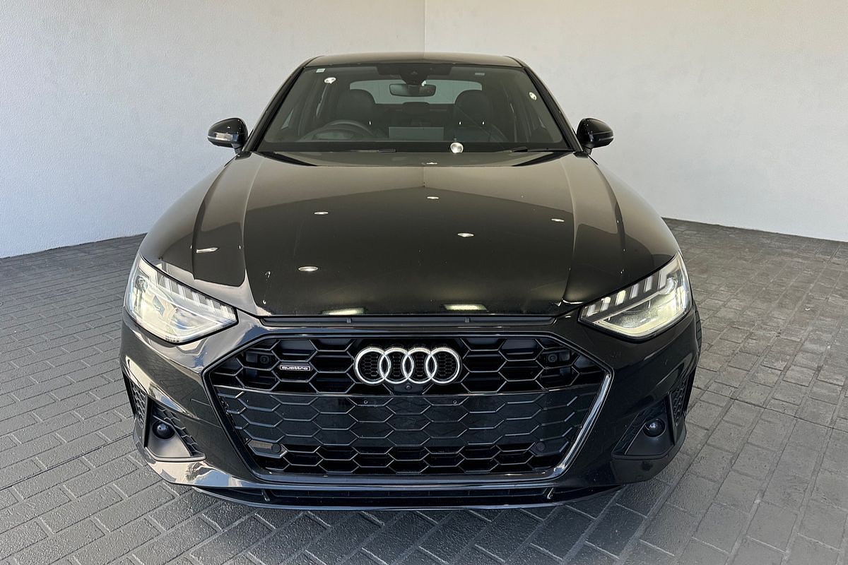 2023 Audi A4 45 TFSI S line B9