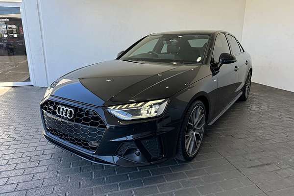 2023 Audi A4 45 TFSI S line B9