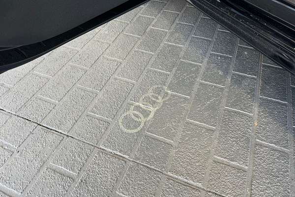 2023 Audi A4 45 TFSI S line B9