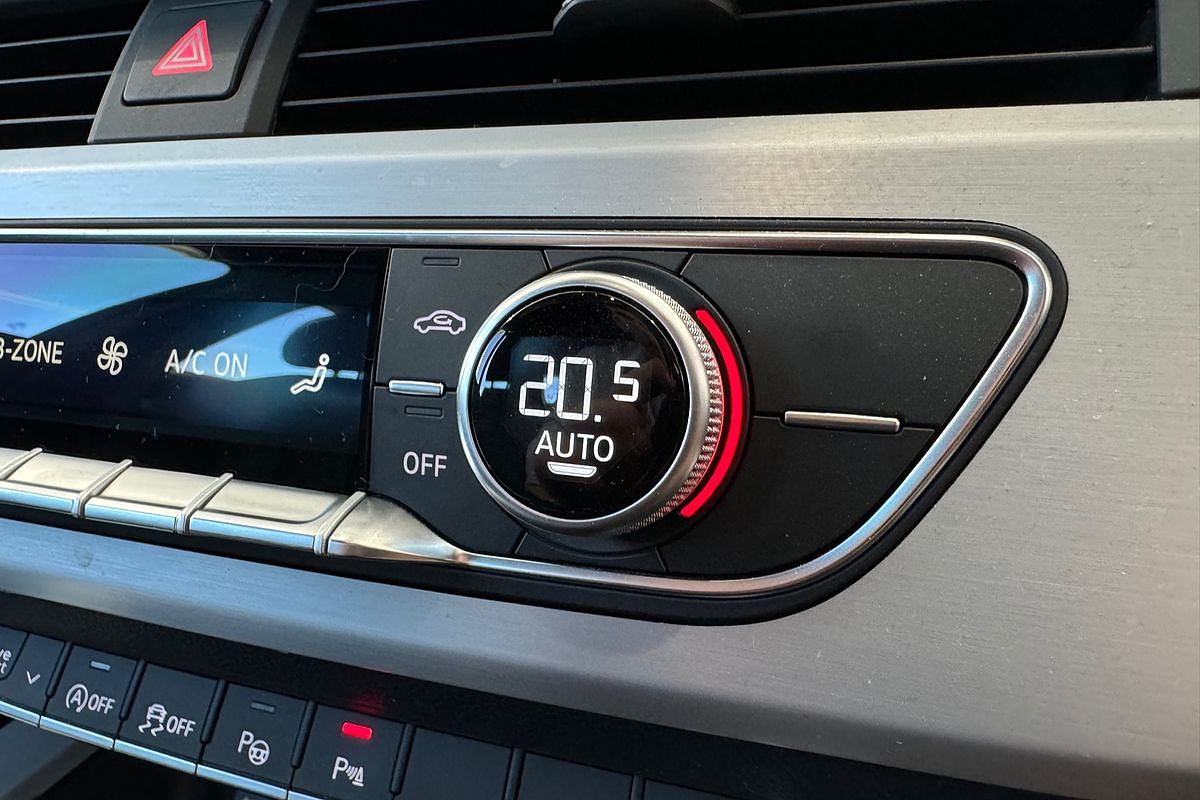 2023 Audi A4 45 TFSI S line B9