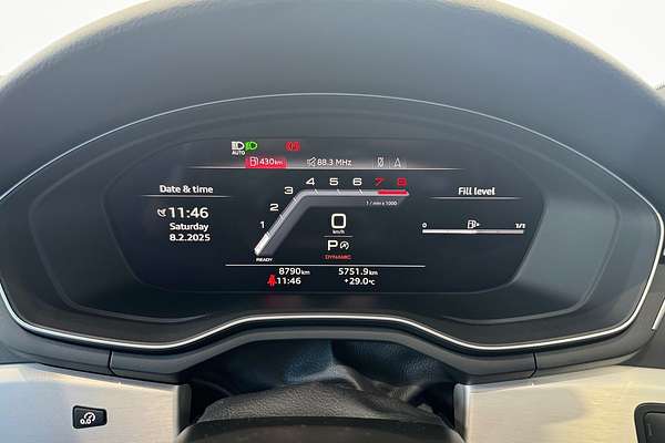 2023 Audi A4 45 TFSI S line B9