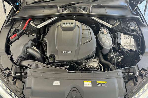 2023 Audi A4 45 TFSI S line B9