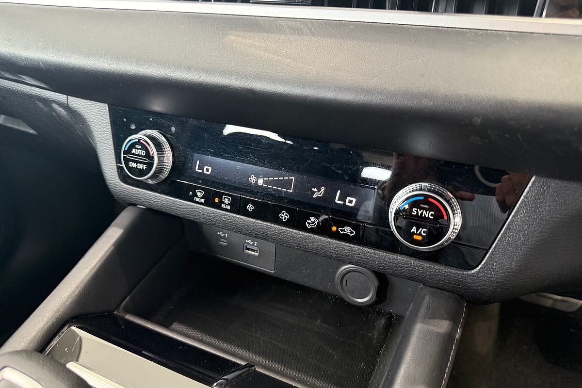 2022 Mitsubishi Outlander ES ZM
