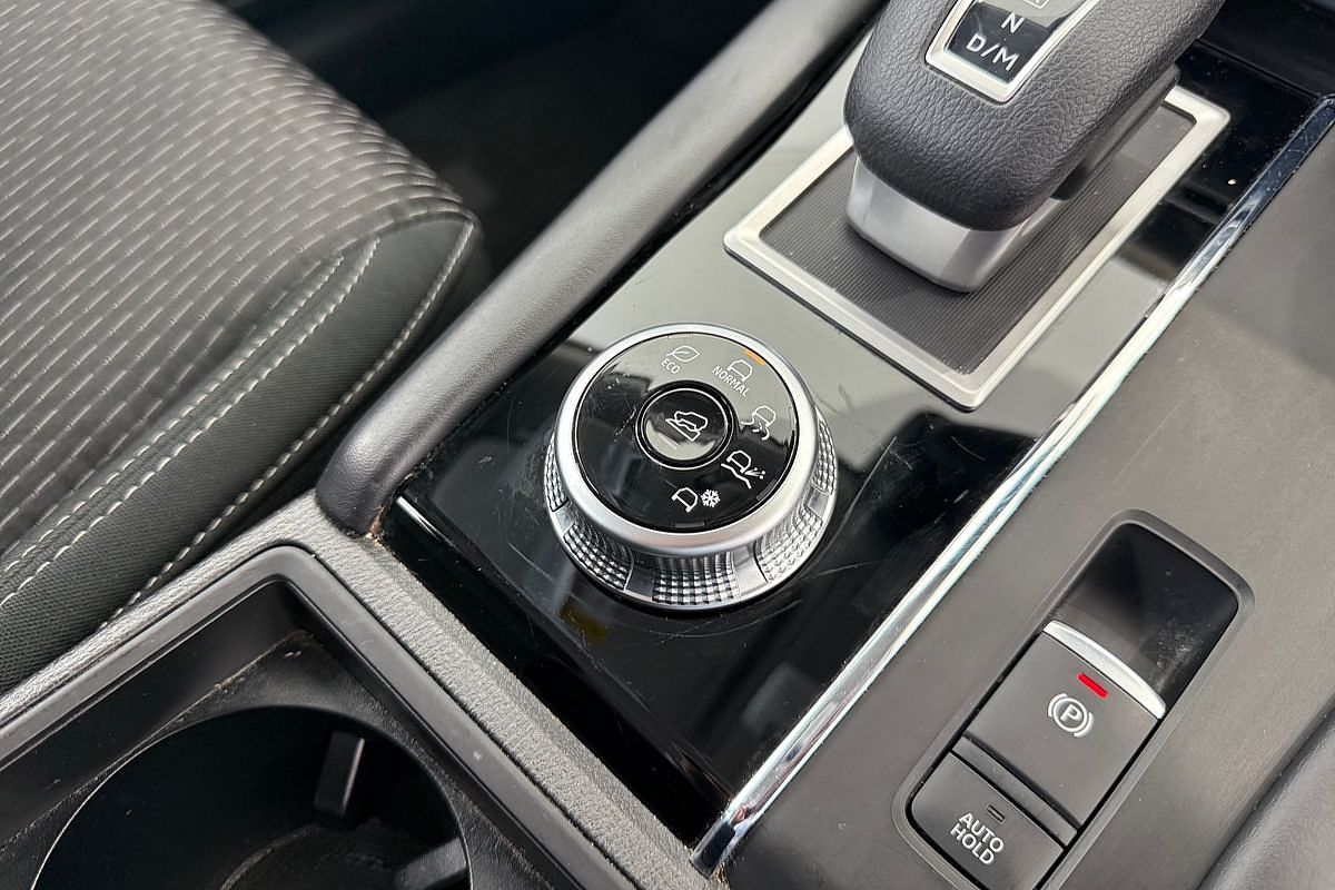 2022 Mitsubishi Outlander ES ZM